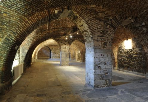 Image Blancs Moussis Cellar
