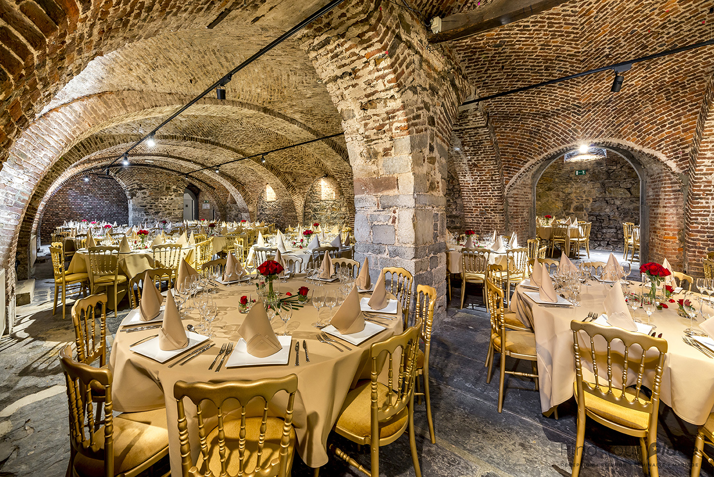 Image Blancs Moussis Cellar