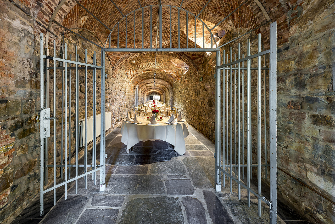 Image Blancs Moussis Cellar